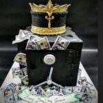 Money-Stuffed-Safe-Box-Crown--Custom-Designer-Cake